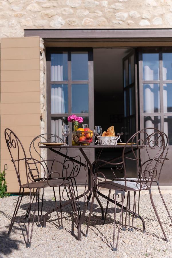 Le Mas Silvestre Saint-Saturnin-les-Apt Exterior photo