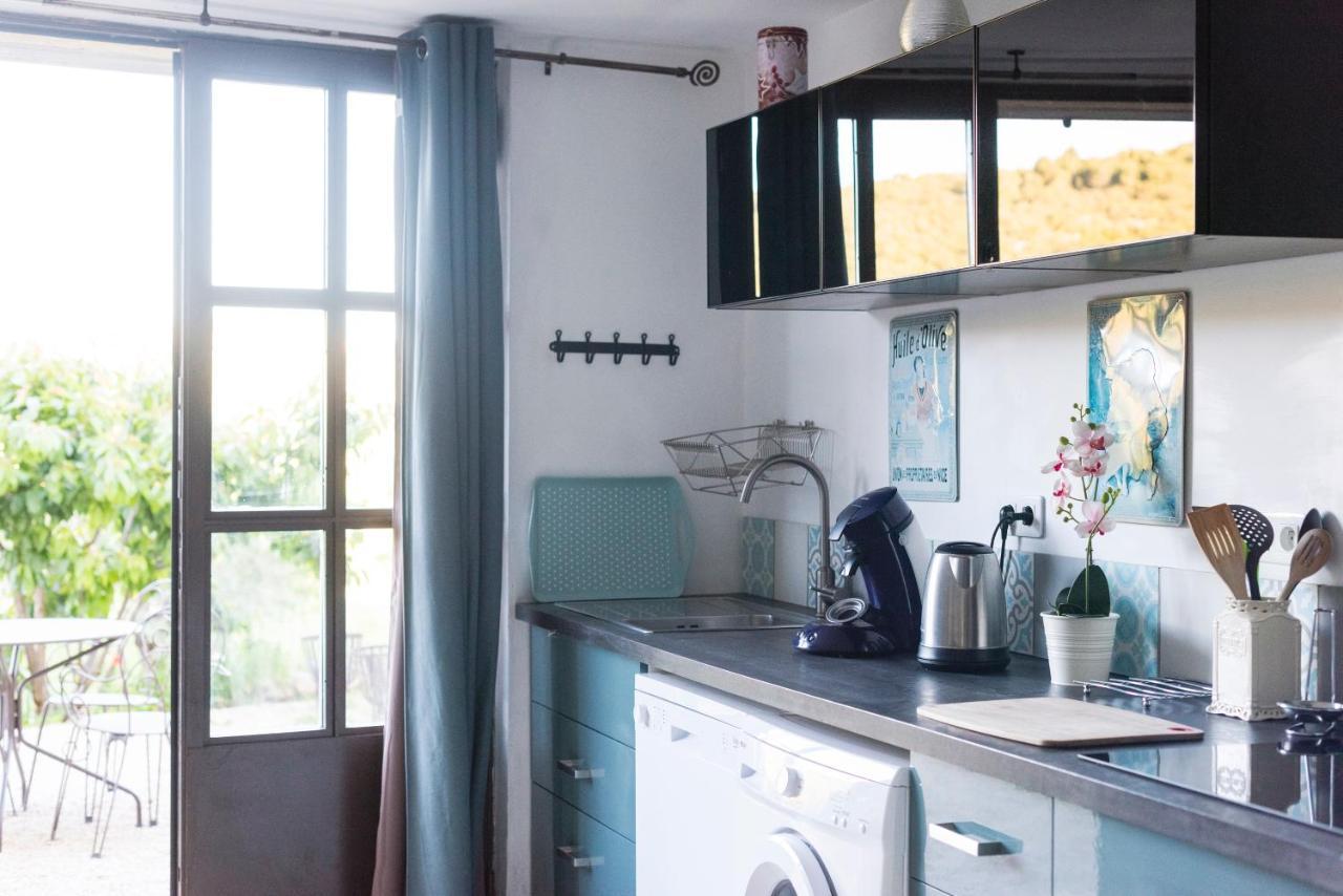 Le Mas Silvestre Saint-Saturnin-les-Apt Exterior photo
