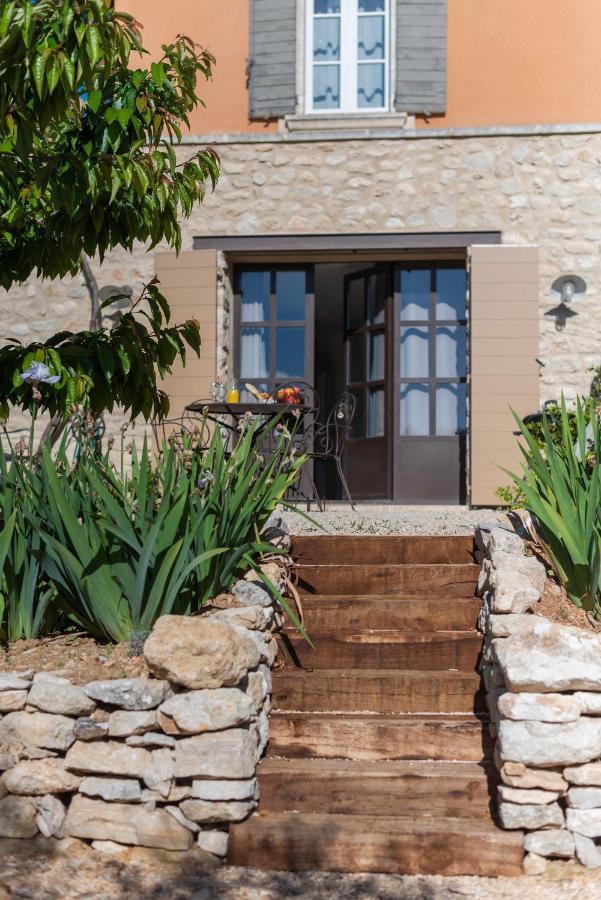 Le Mas Silvestre Saint-Saturnin-les-Apt Exterior photo