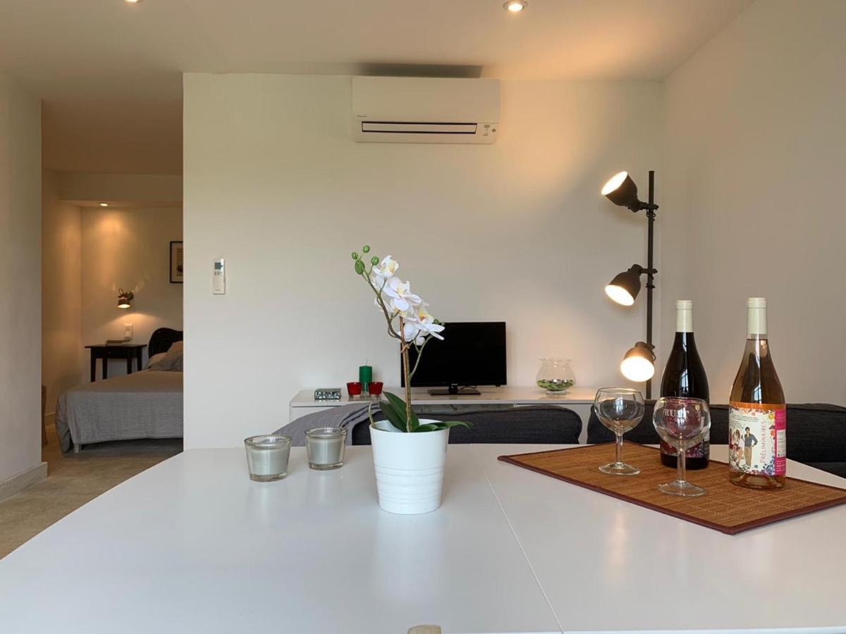 Le Mas Silvestre Saint-Saturnin-les-Apt Exterior photo